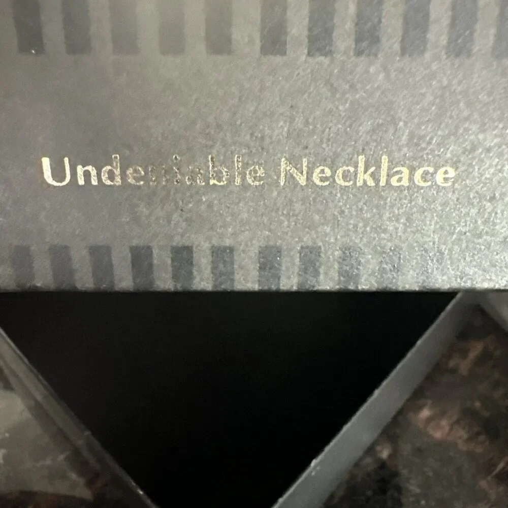 Avon Undeniable Necklace Clear Crystal 1993 Vintage With Box